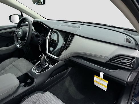 Used 2025 Subaru Outback Premium image 36