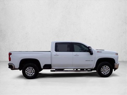 Used 2023 Chevrolet Silverado 2500 LT w/ Convenience Package AWD/4WD image 5