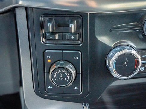 Used 2024 Ford F150 Lariat image 26