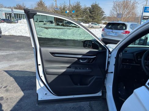 Used 2023 Honda CR-V Sport Touring image 42