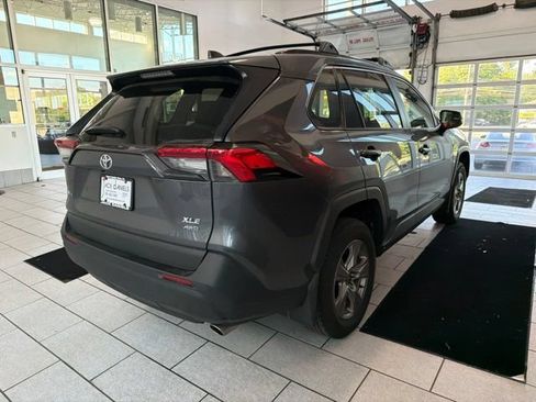 Used 2024 Toyota RAV4 XLE w/ Convenience Package AWD/4WD image 5