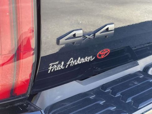 Used 2024 Toyota Tundra Platinum image 11