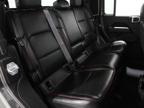 Used 2020 Jeep Gladiator Rubicon image 20