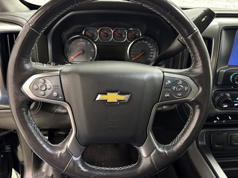 Used 2018 Chevrolet Silverado 1500 LTZ Z71 w/ LTZ Plus Package AWD/4WD image 22