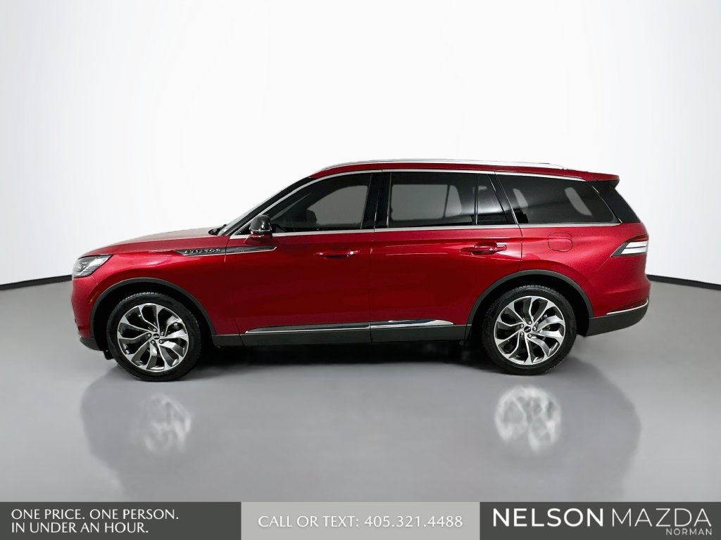Used 2025 Lincoln Aviator Reserve w/ Illumination Package RWD image 9