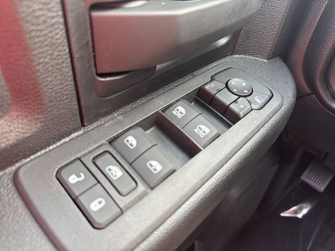 New 2026 RAM 2500 Tradesman AWD/4WD image 9