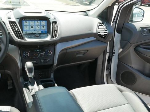 Used 2018 Ford Escape SE w/ SE Sync 3 Package FWD image 23