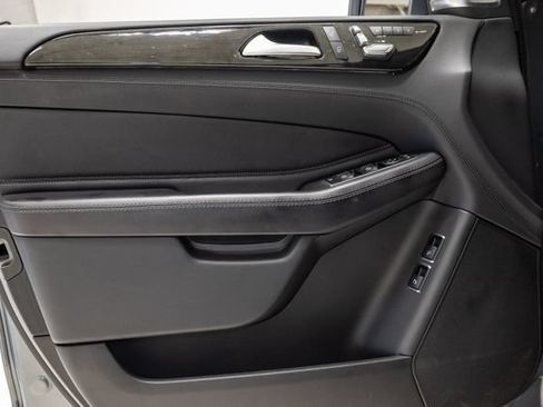 Used 2017 Mercedes-Benz GLS 450 4MATIC image 16