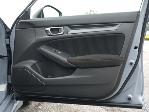 Used 2023 Honda Civic Type R image 36