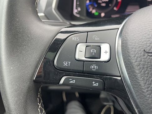 Used 2021 Volkswagen Tiguan SEL image 20