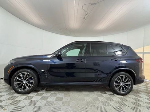 Certified 2024 BMW X5 xDrive40i w/ M Sport Package image 4