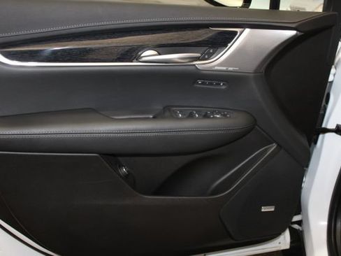 Certified 2023 Cadillac XT5 Premium Luxury w/ LPO, Floor Liner Package AWD/4WD image 27