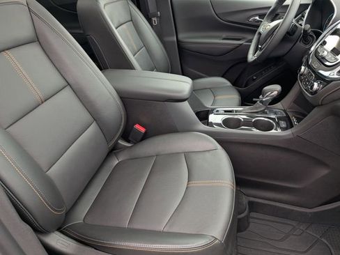 Used 2024 Chevrolet Equinox Premier image 4