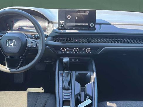 Used 2023 Honda Accord LX image 24