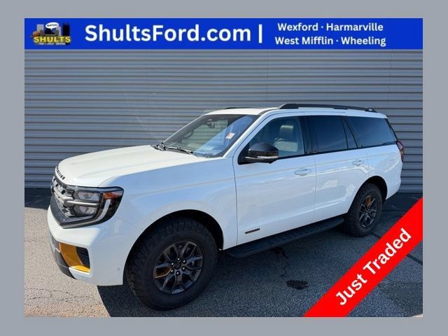 Used 2025 Ford Expedition Tremor AWD/4WD image 1