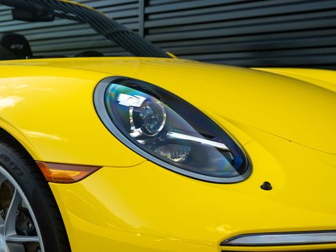 Certified 2018 Porsche 911 Carrera 4 GTS AWD/4WD image 16
