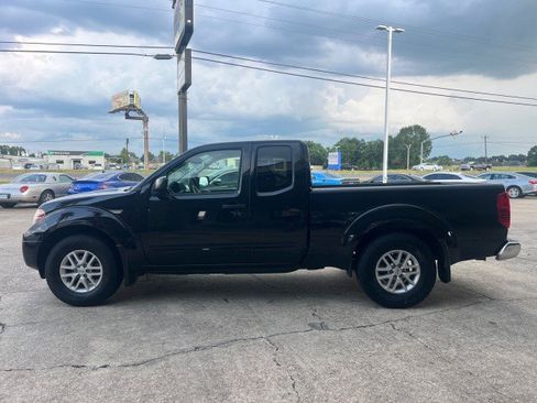 Used 2021 Nissan Frontier SV image 11