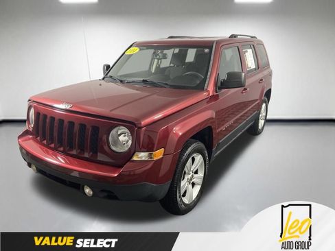 Used 2014 Jeep Patriot Latitude AWD/4WD image 1