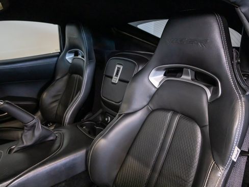 Used 2013 SRT Viper GTS w/ GTS Laguna Interior Pkg RWD image 28
