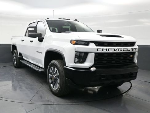 Used 2023 Chevrolet Silverado 2500 Custom w/ Custom Value Package image 7