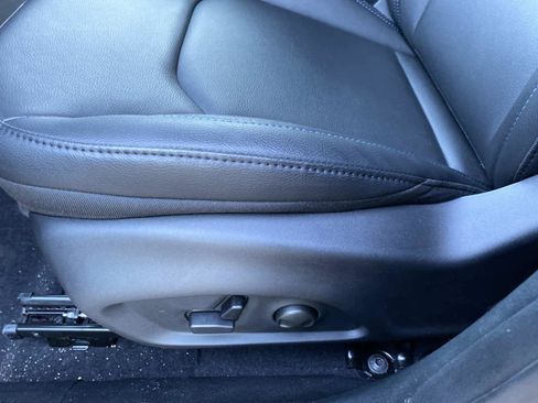 New 2026 Jeep Compass Limited image 9