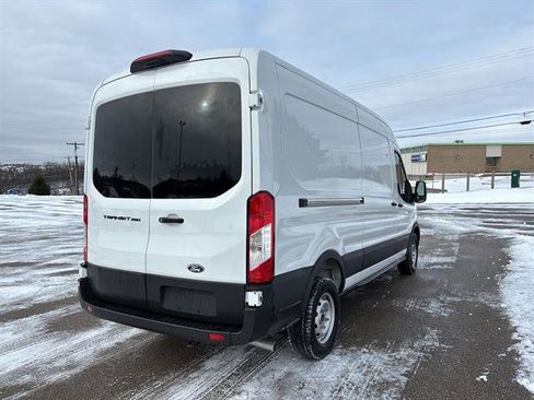 New 2026 Ford Transit 250 148 Medium Roof w/ Load Area Protection Package RWD image 4
