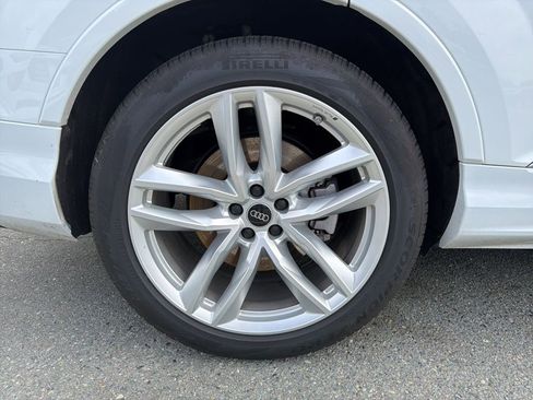 Used 2025 Audi Q7 3.0T Premium Plus w/ Premium Plus Package image 11
