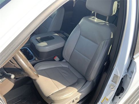 Certified 2019 Chevrolet Silverado 1500 LTZ w/ LTZ Premium Package image 20