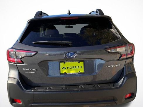 Used 2023 Subaru Outback Premium AWD/4WD image 5