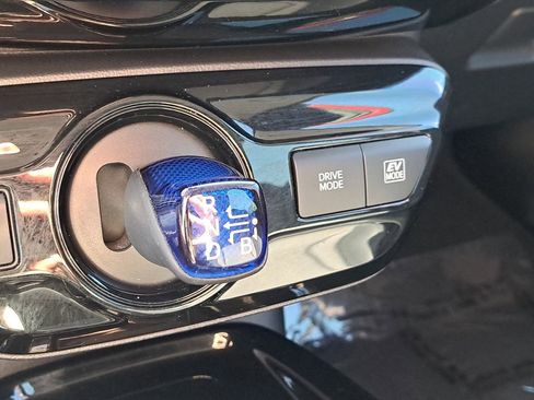 Certified 2021 Toyota Prius XLE w/ Premium Convenience Package image 25