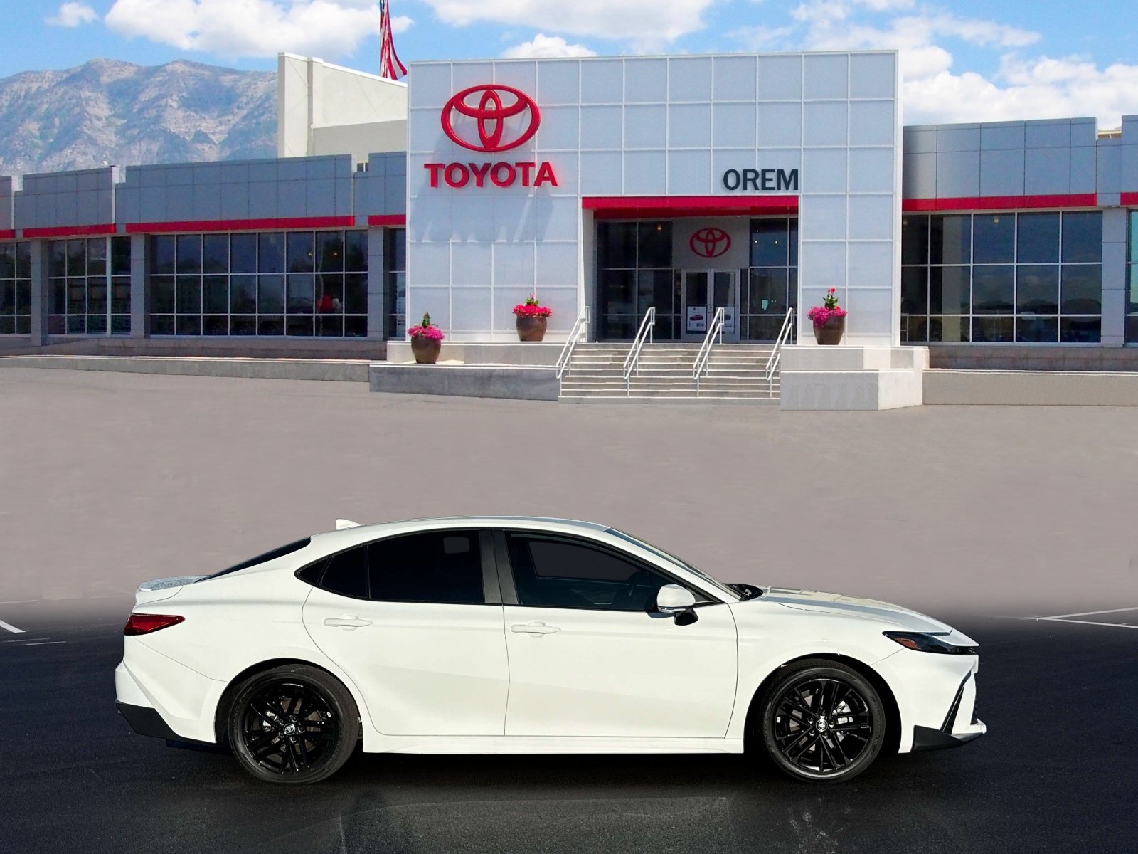 Used 2026 Toyota Camry SE w/ Multimedia Upgrade Package FWD image 3