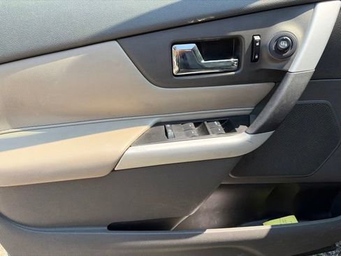 Used 2013 Ford Edge Limited AWD/4WD image 30