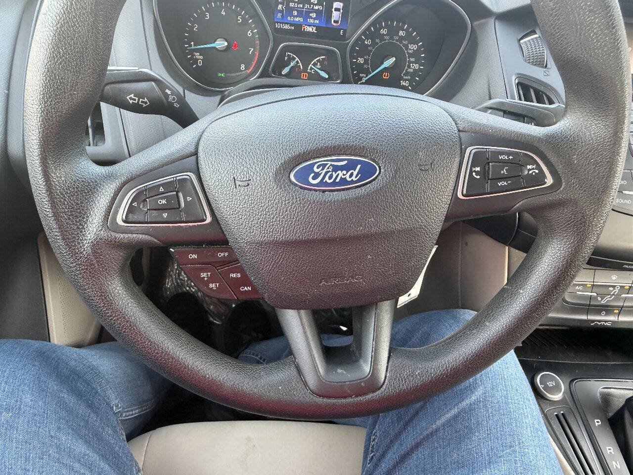 Used 2016 Ford Focus SE FWD image 12