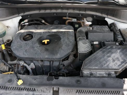 Used 2021 Hyundai Tucson Value w/ Cargo Package image 48