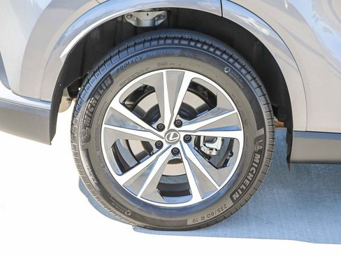 Used 2023 Lexus RX 350 w/ Accessory Package (Z1) image 11