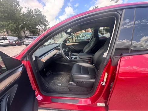 Used 2023 Tesla Model Y Long Range AWD/4WD image 4
