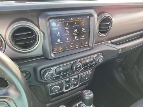 Used 2020 Jeep Wrangler Unlimited Sport S w/ Sun And Sound Package AWD/4WD image 29