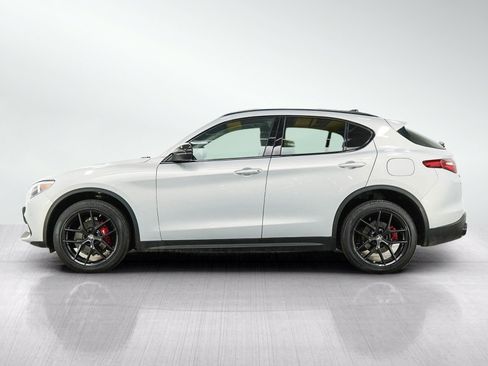 Used 2020 Alfa Romeo Stelvio AWD w/ Nero Edizione image 2