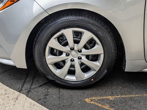 Certified 2025 Toyota Corolla LE FWD image 11