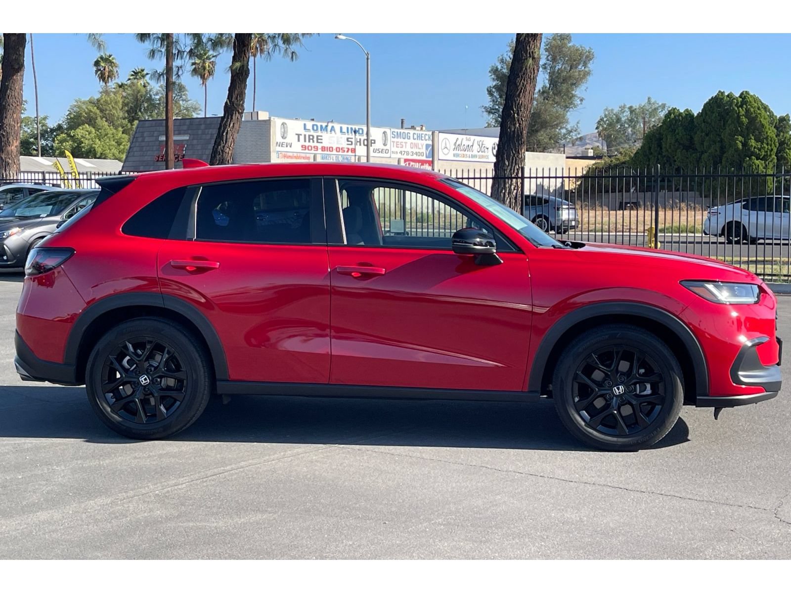 Certified 2025 Honda HR-V Sport image 7