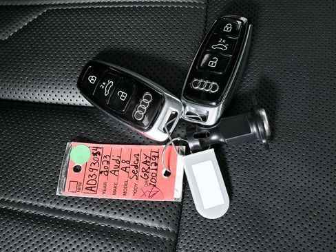 Used 2023 Audi A8 L 3.0T w/ Comfort Plus Package image 26