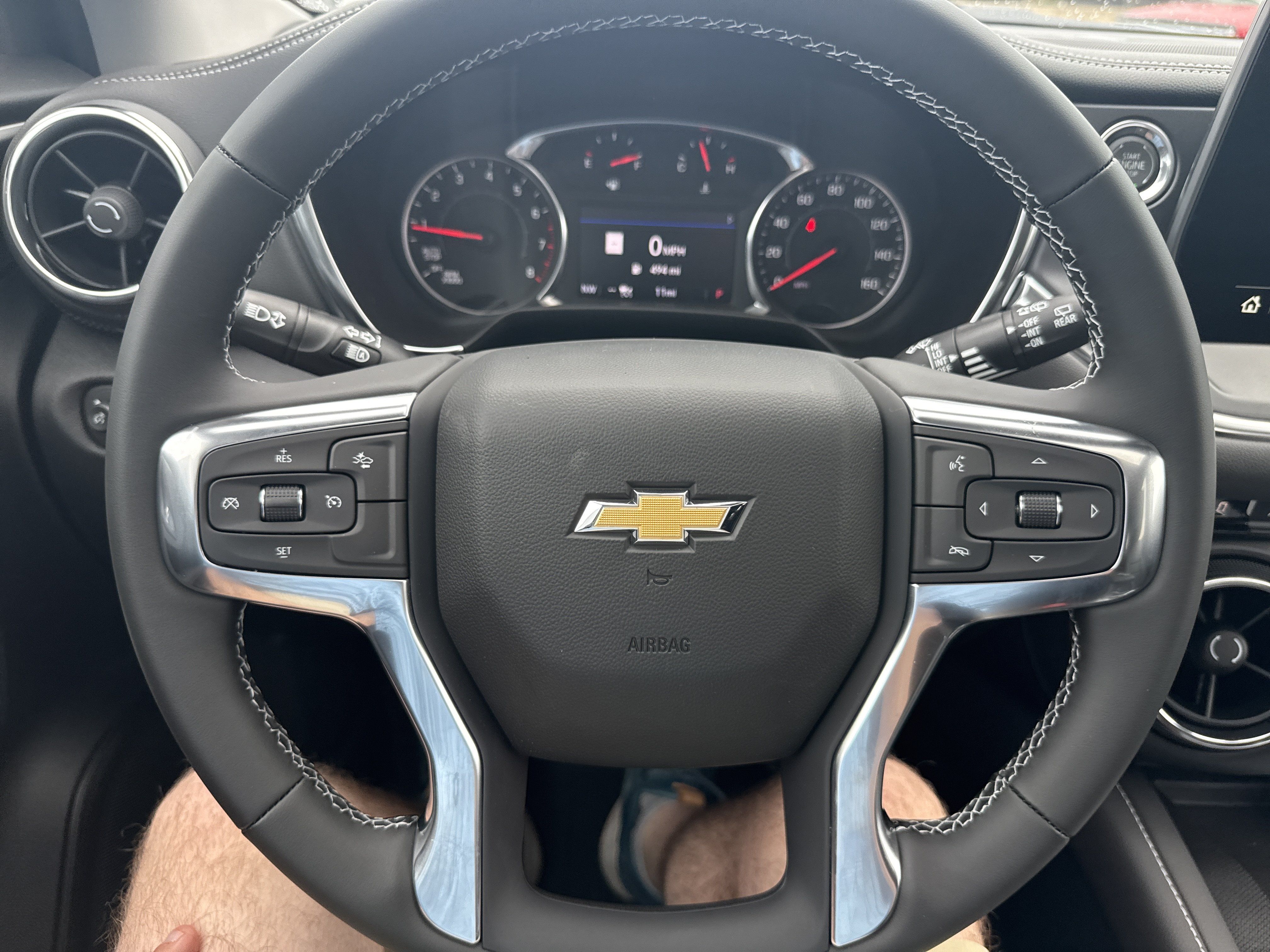 New 2026 Chevrolet Blazer LT w/ Sound & Technology Package AWD/4WD image 17