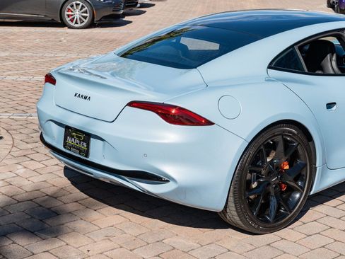 New 2025 Karma Revero Luxury RWD image 5