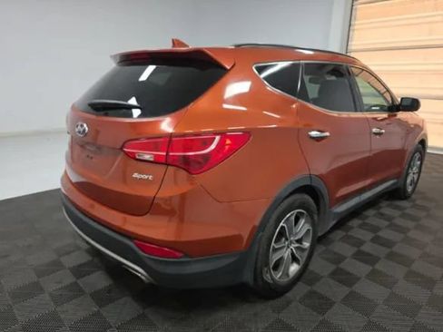 Used 2013 Hyundai Santa Fe Sport FWD image 2