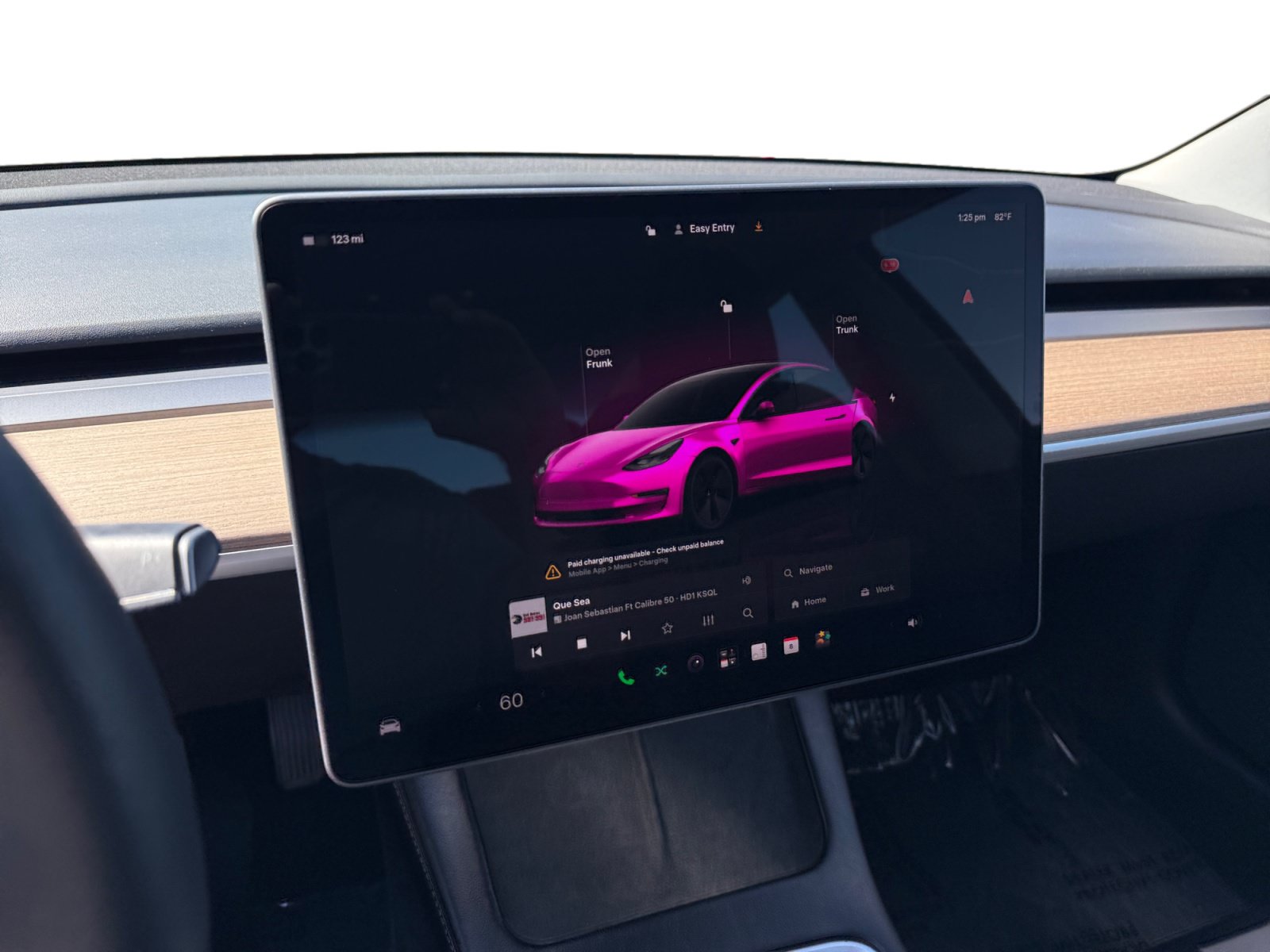 Used 2023 Tesla Model 3 Standard Range RWD image 12