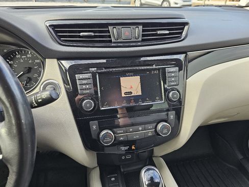 Used 2019 Nissan Rogue Sport SL w/ Premium Package image 49