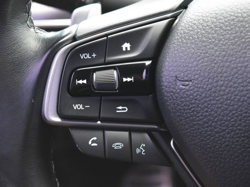 Used 2022 Honda Accord Sport image 6