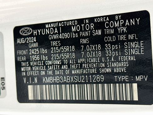 Used 2025 Hyundai Kona SEL FWD image 12