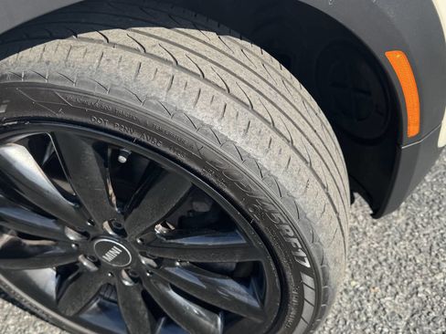 Used 2017 MINI Cooper S image 21