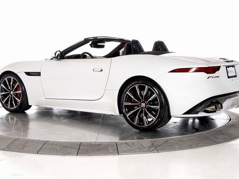 Used 2021 Jaguar F-TYPE R image 3